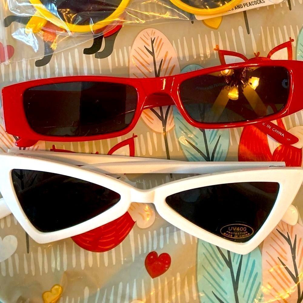 Petals and Peacocks NWOT 2 pair sunglasses white & red in avant-garde shapes